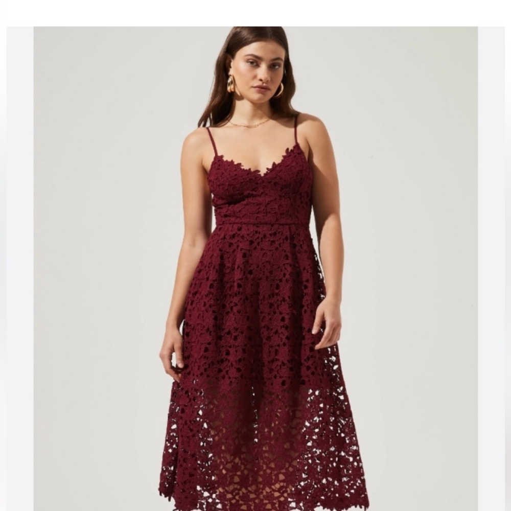 Astr Burgundy Lace Midi Dress